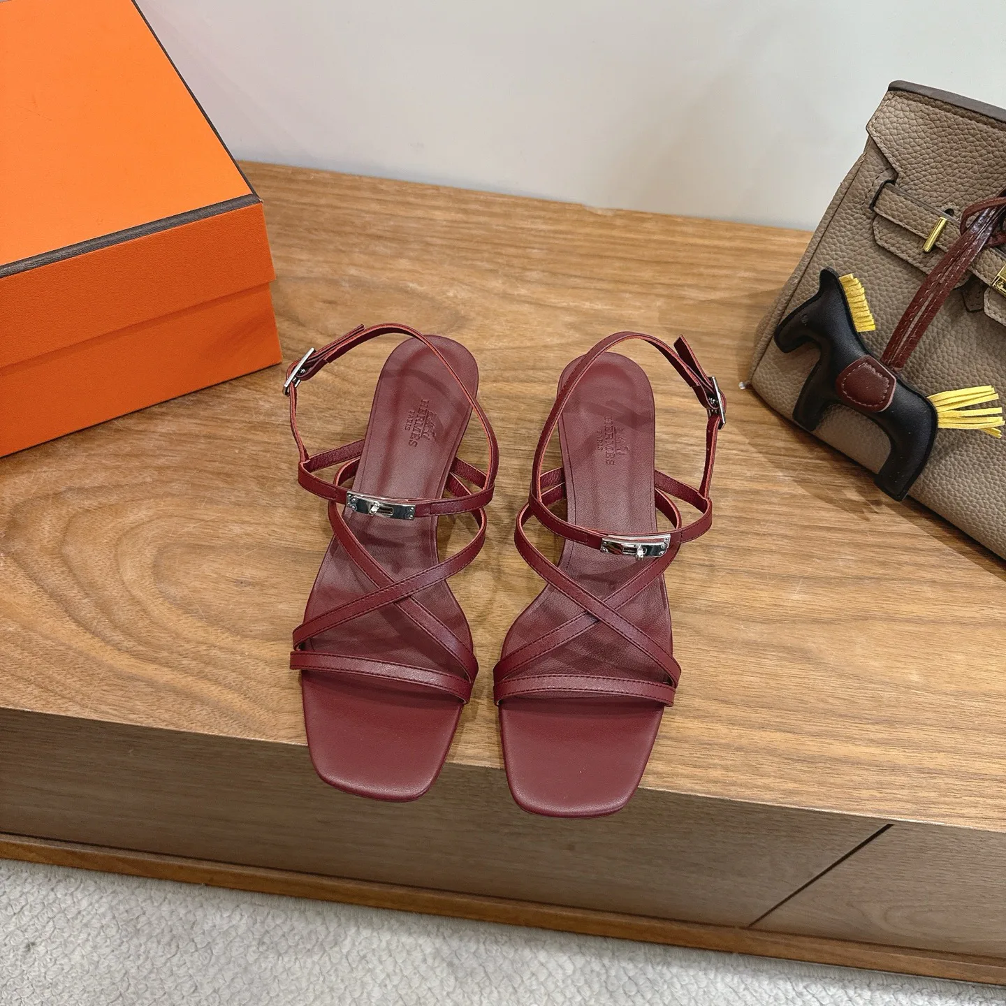 Босоножки Женские Hermes 12244984