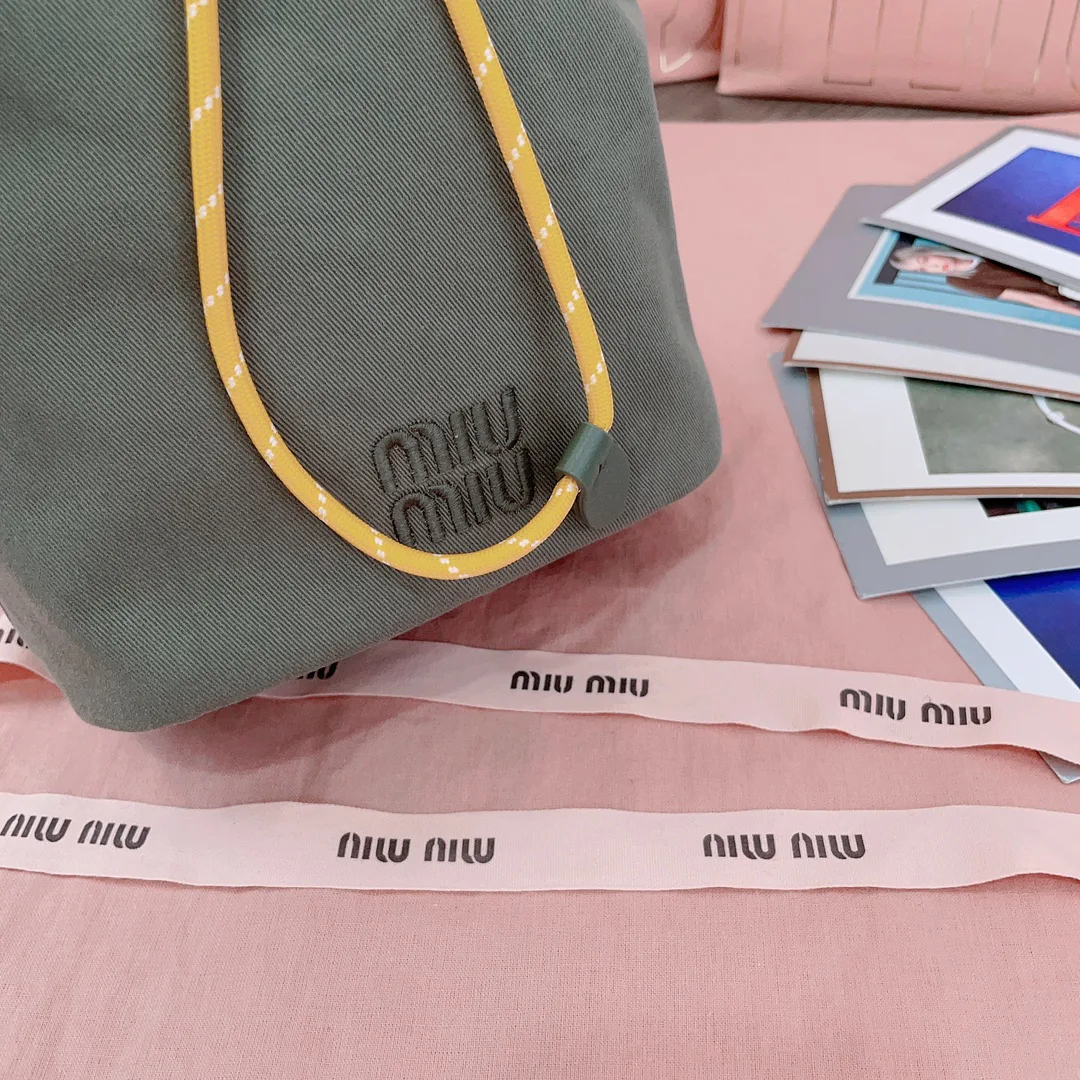 Сумки На Ремне Женские Miu Miu 11243498
