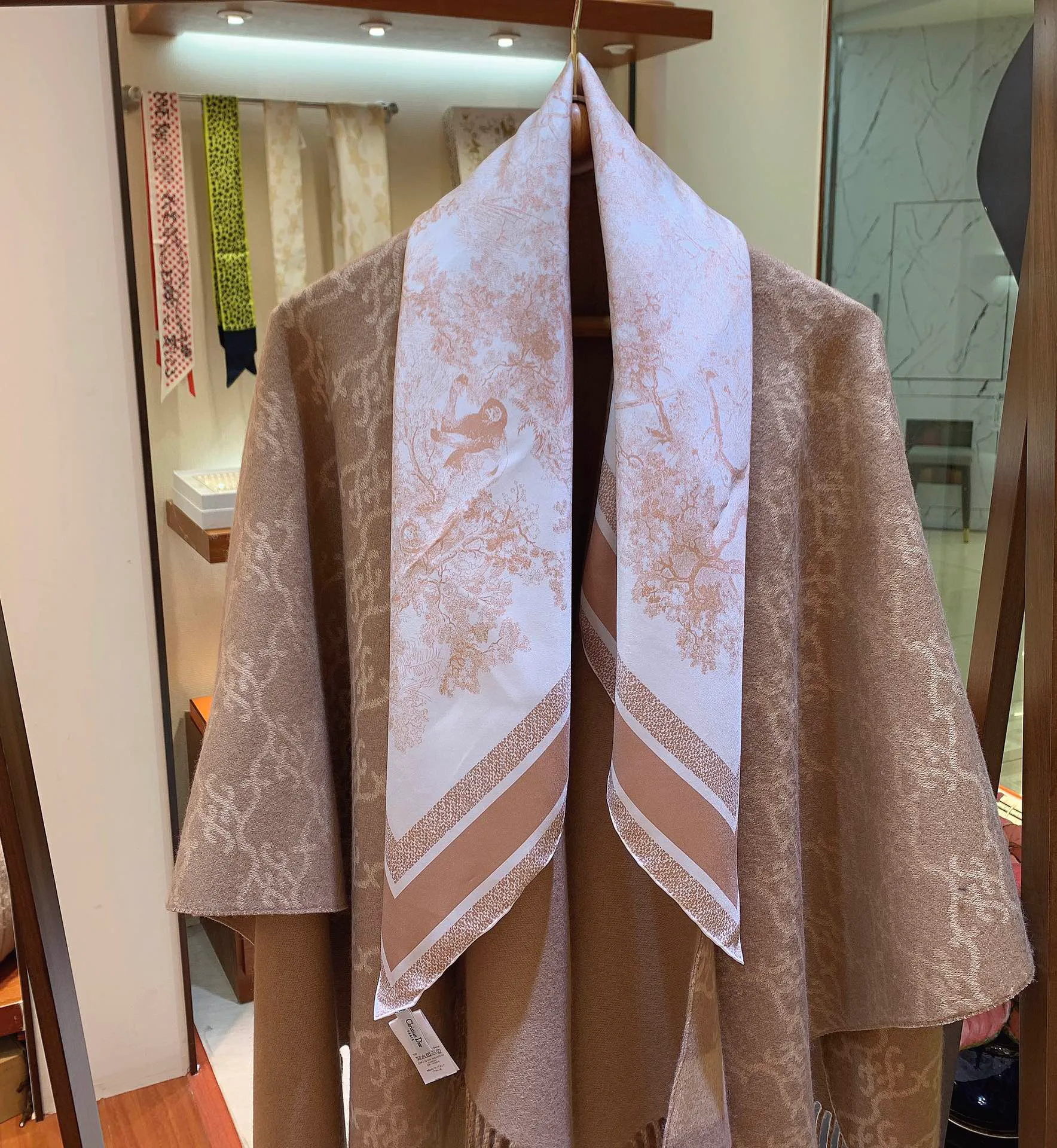 Шарфы Christian Dior 11262694