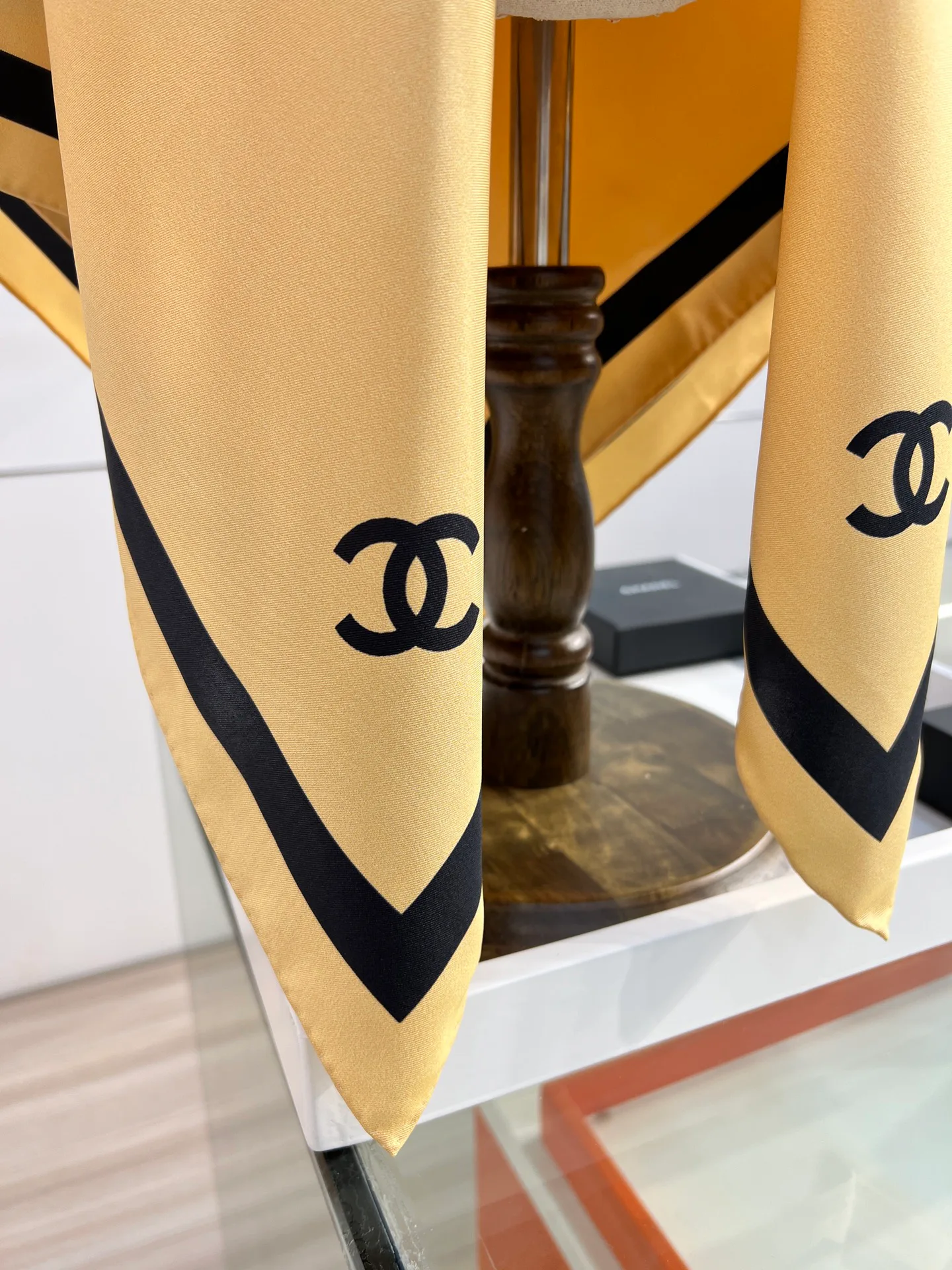 Платки Chanel 12794592