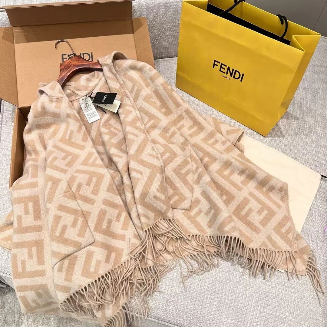 Шарфы Fendi 1669532