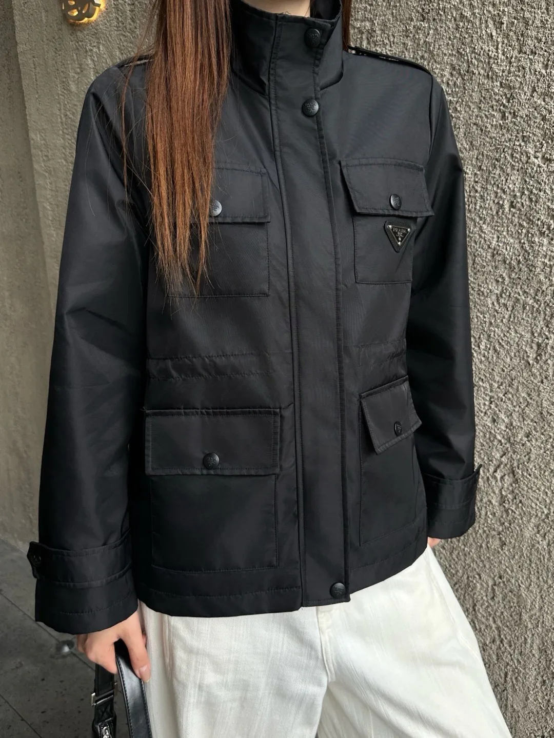 Куртки И Пуховики Женские Prada 17988138