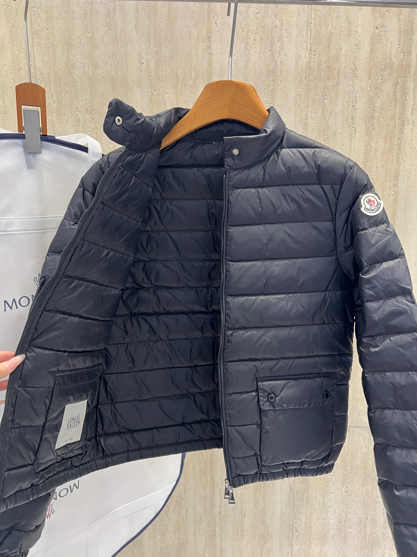 Куртки И Пуховики Женские Moncler 18212695
