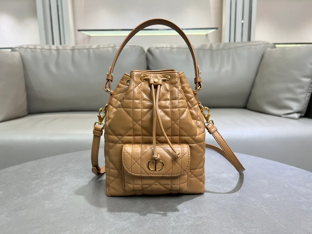 Сумки На Ремне Женские Christian Dior 293137