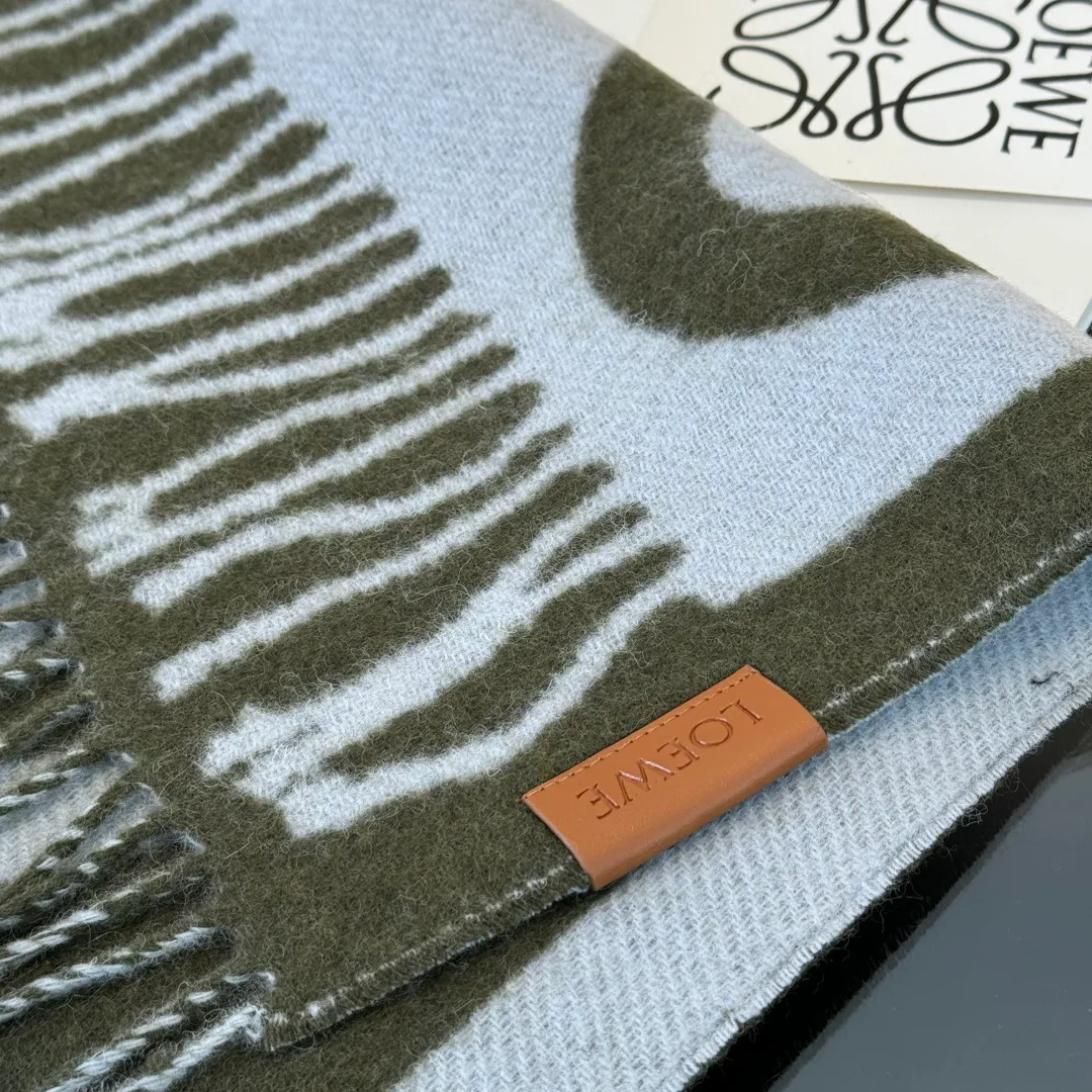 Шарфы Loewe 18627298