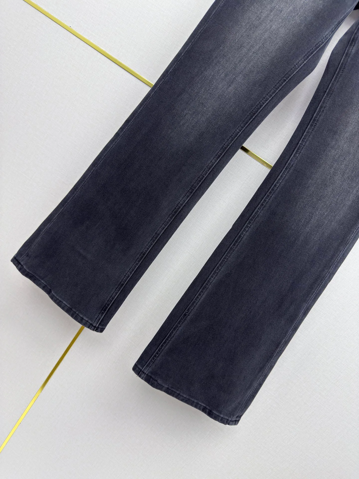 Джинсы Женские Saint Laurent 12929627
