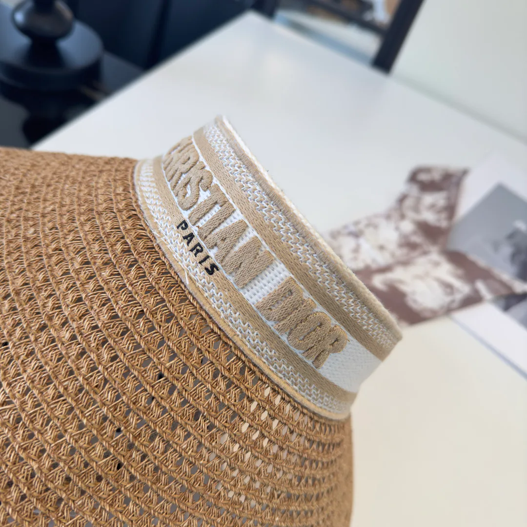 Головные Уборы Christian Dior 11633258