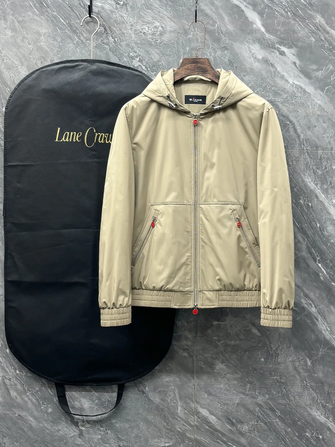 Куртки И Пуховики Женские Kiton 1392971