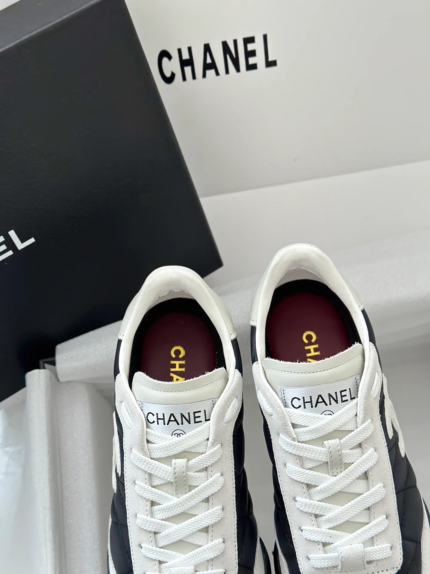 Кроссовки Женские Chanel 18765016
