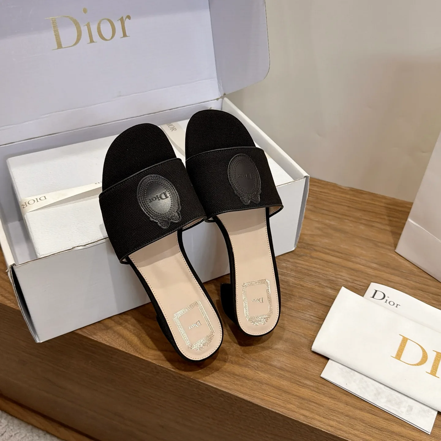Босоножки Женские Christian Dior 17947087