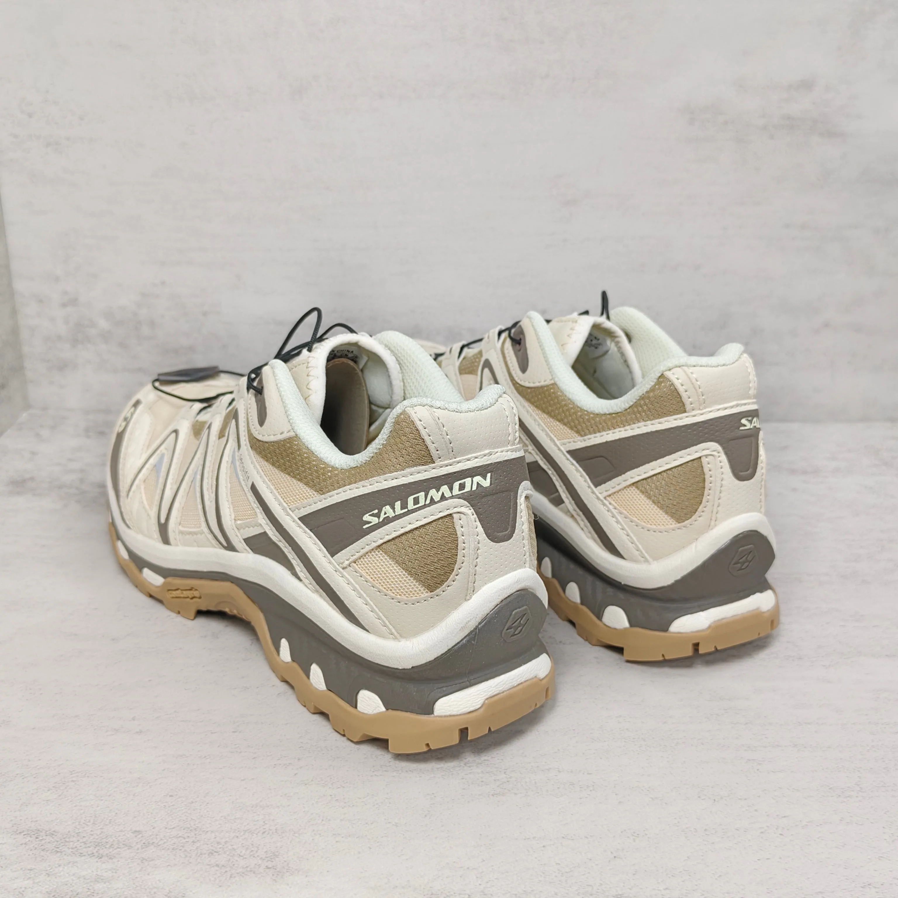 Кроссовки Женские Salomon 18039889