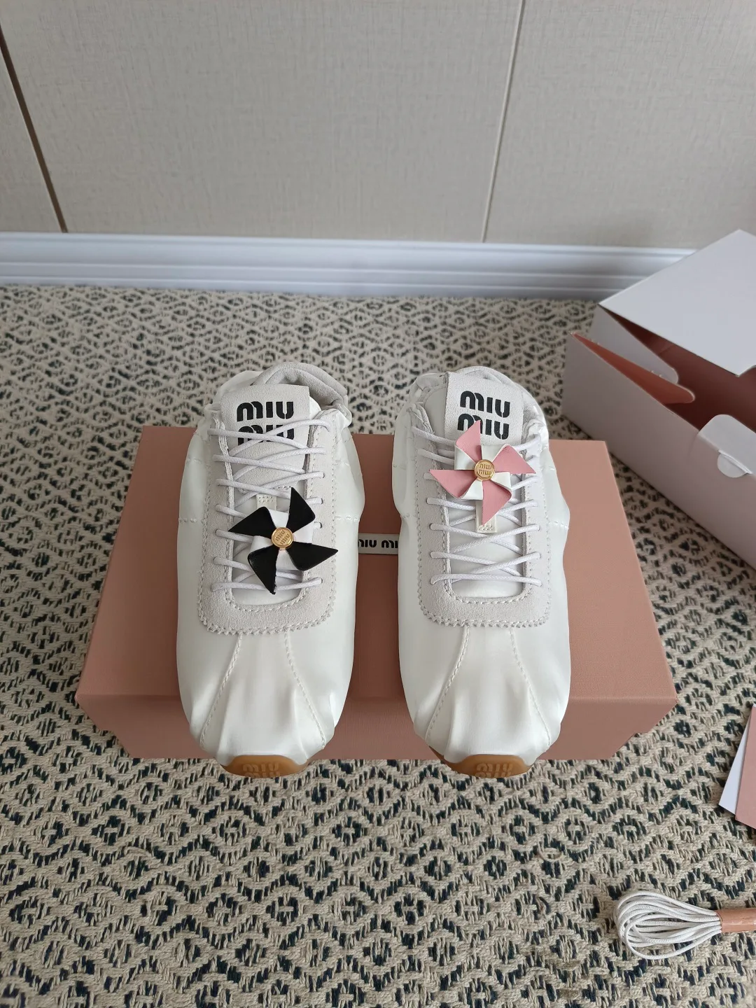 Кроссовки Женские Miu Miu 5075616