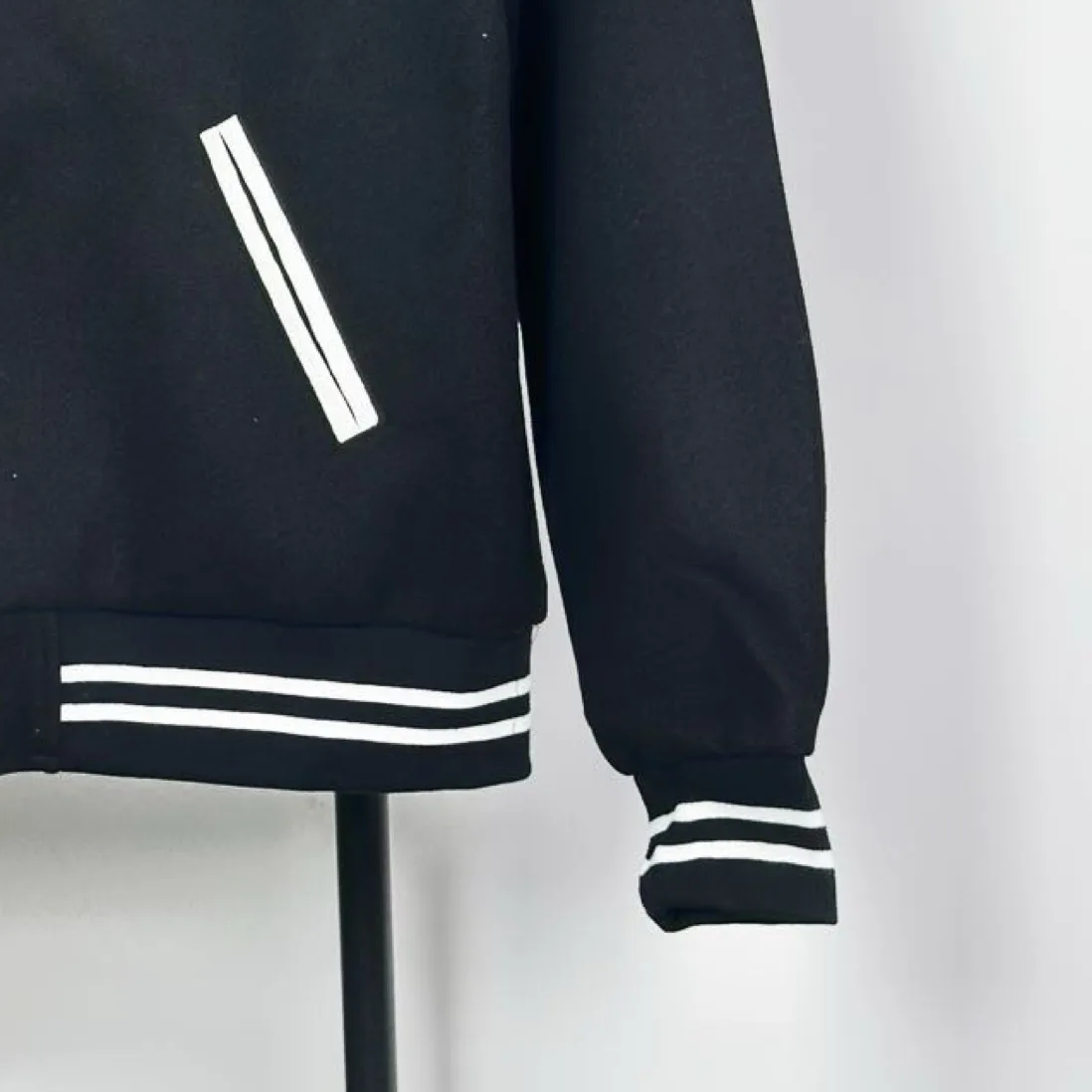 Куртки И Пуховики Женские Saint Laurent 18130420