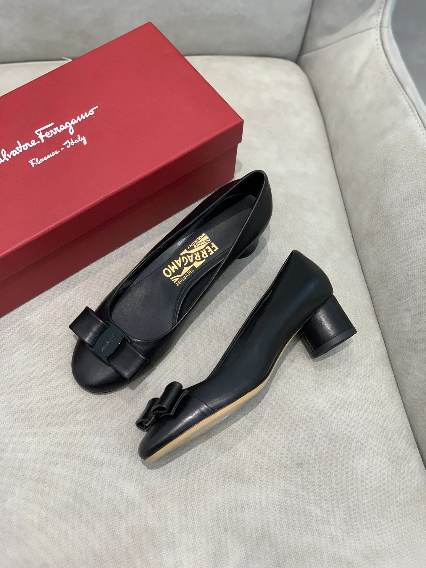 Туфли Женские Salvatore Ferragamo 11675495