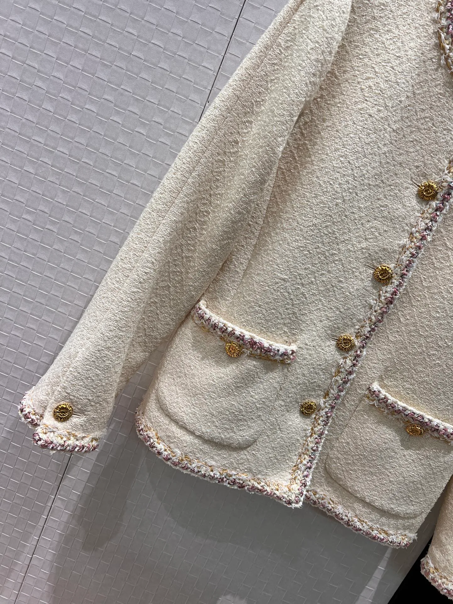 Куртки И Пуховики Женские Chanel 1137933