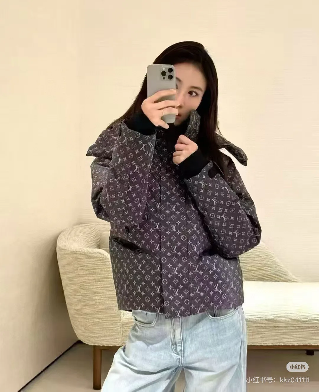 Куртки И Пуховики Женские Louis Vuitton 300336