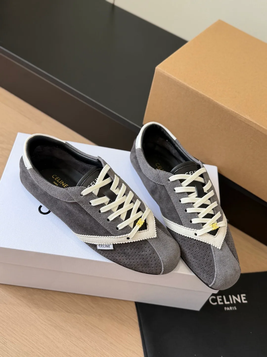 Кроссовки Женские Celine 18224057