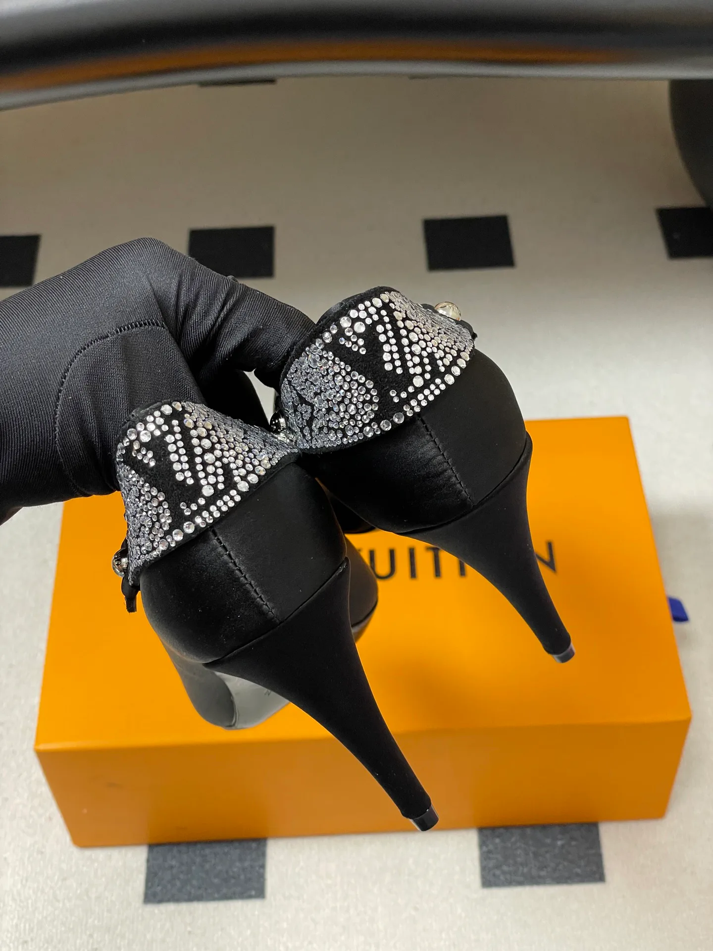 Туфли Женские Louis Vuitton 668700