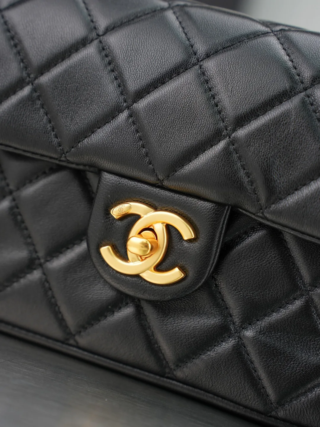 Классические Сумки Женские Chanel 17498582