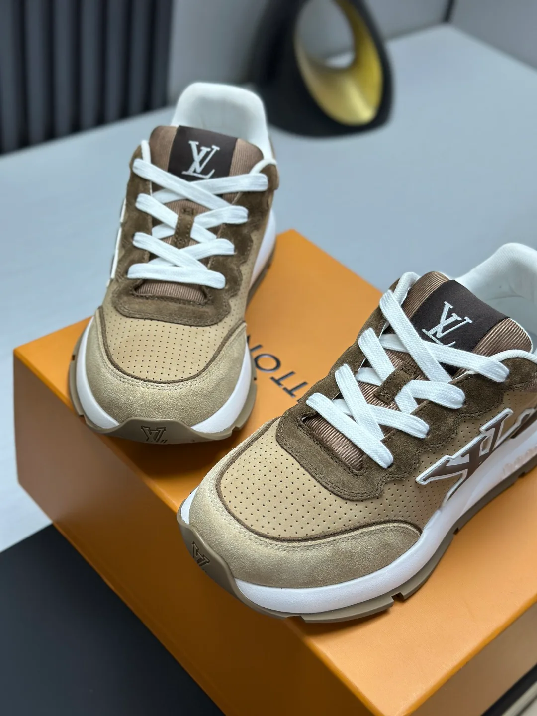 Кроссовки Мужские Louis Vuitton 11161985