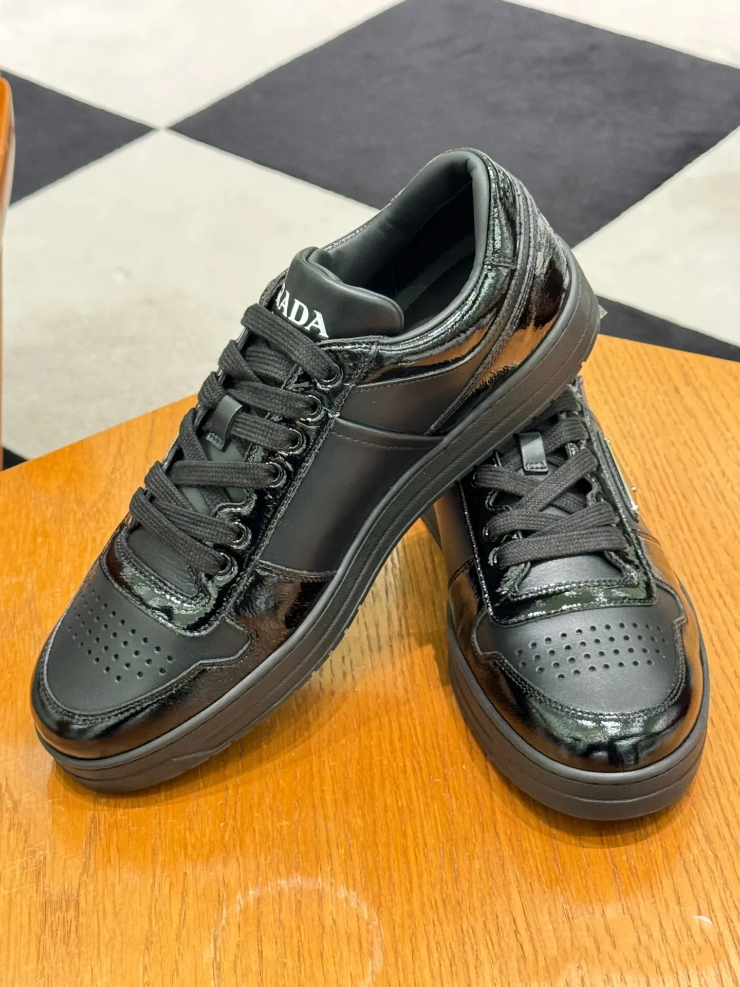 Кроссовки Мужские Prada 2492388