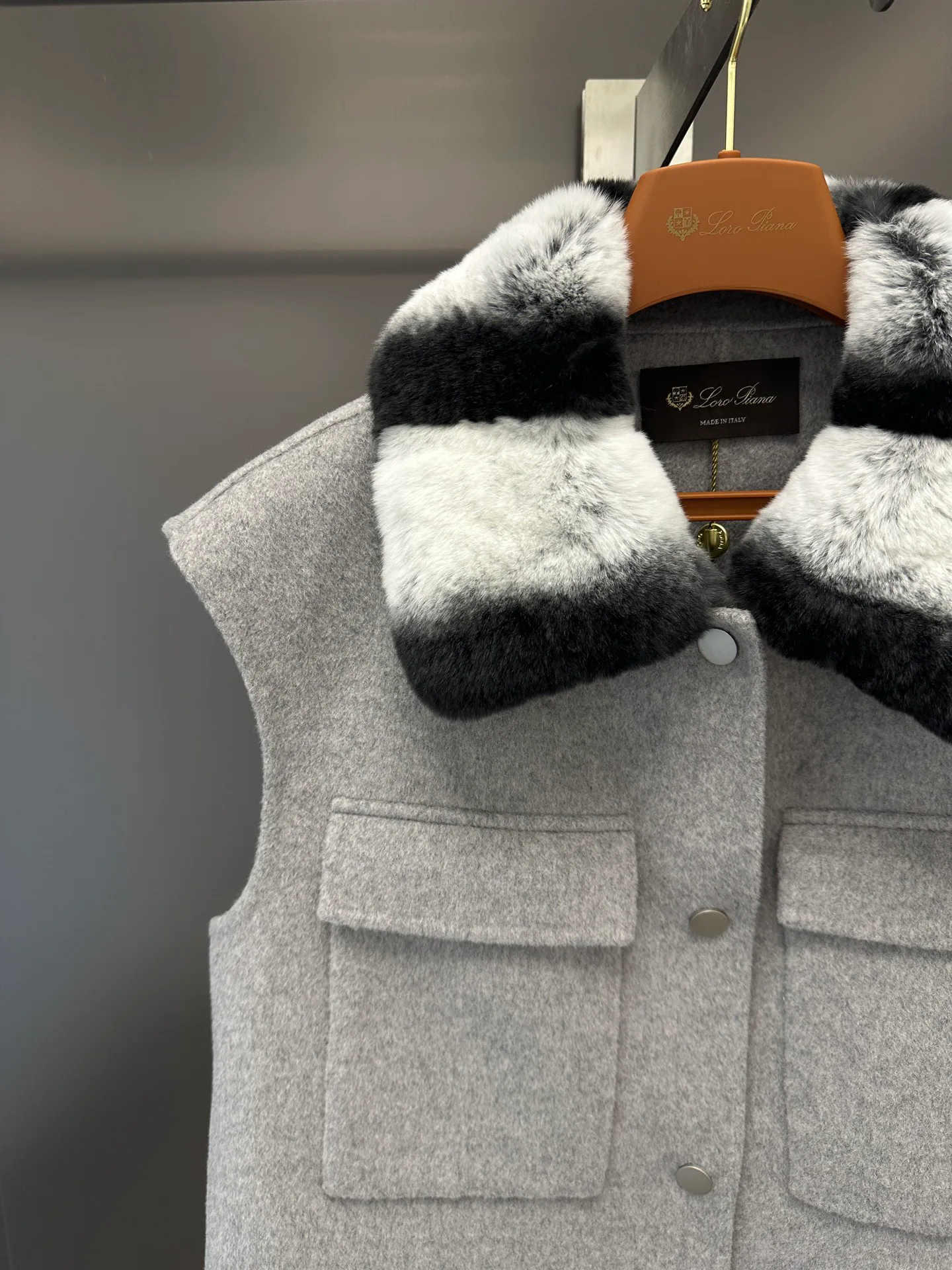 Жилеты Женские Loro Piana 18226700