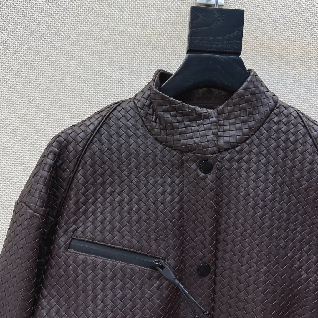 Кожаные Куртки И Дублёнки Женские Bottega Veneta 11527586