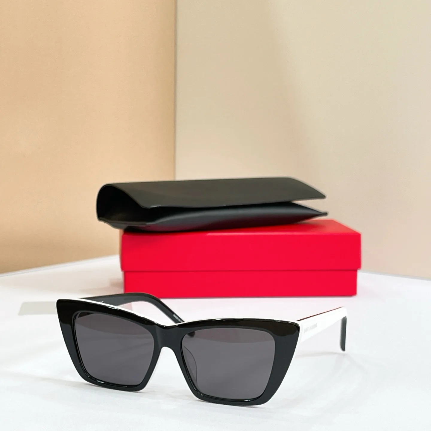 Очки Saint Laurent 17495848