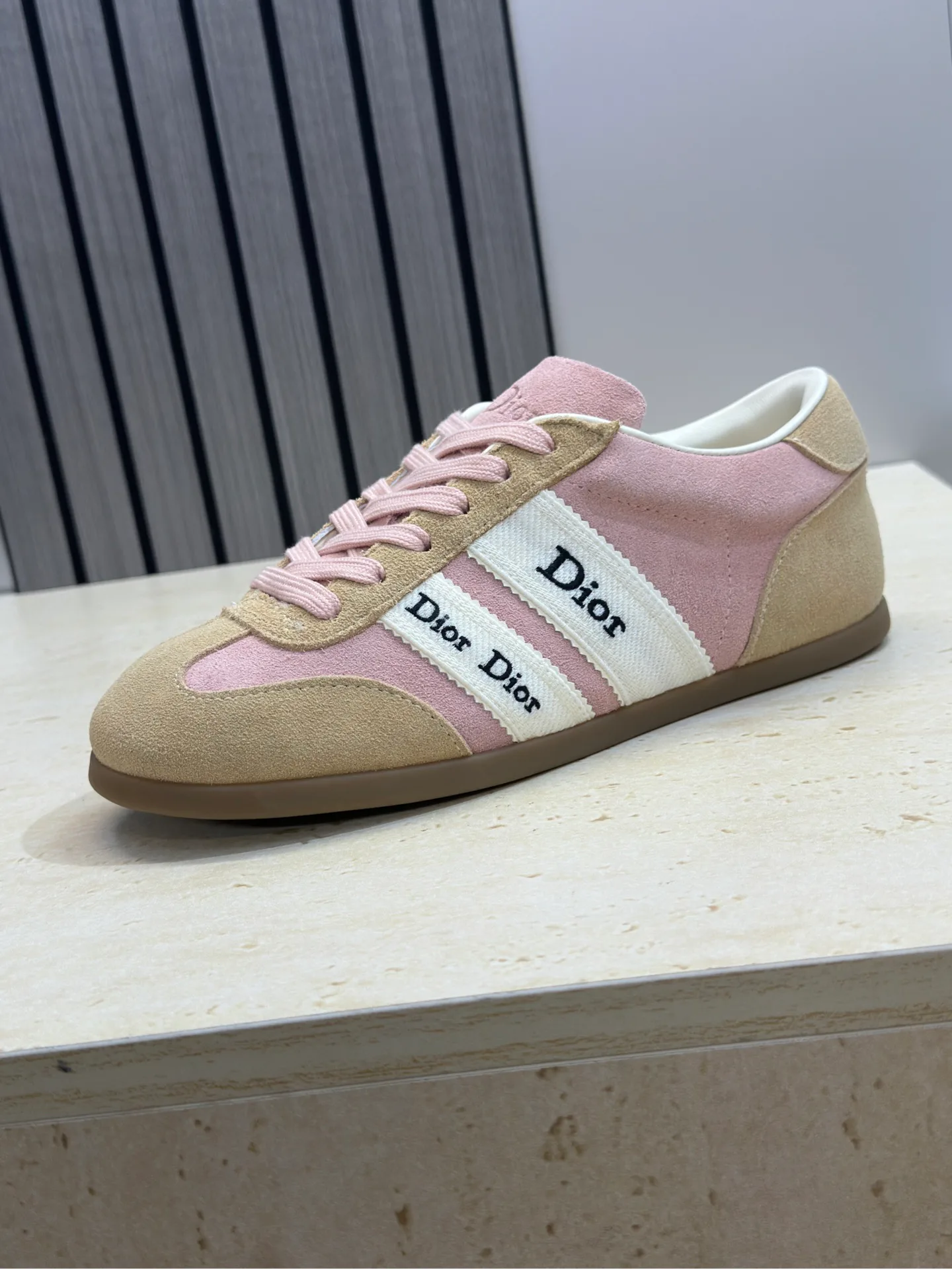 Кроссовки Женские Christian Dior 17612354