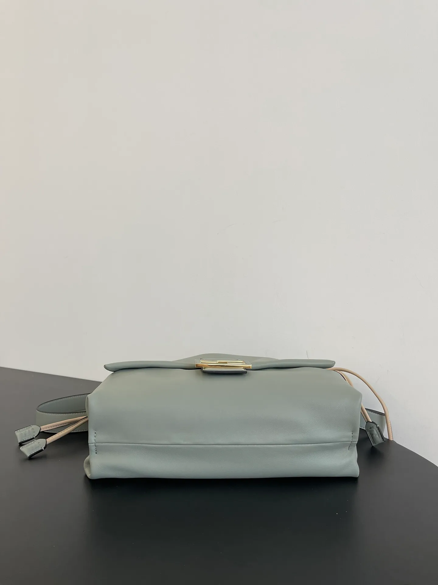 Классические Сумки Женские Fendi 13546228