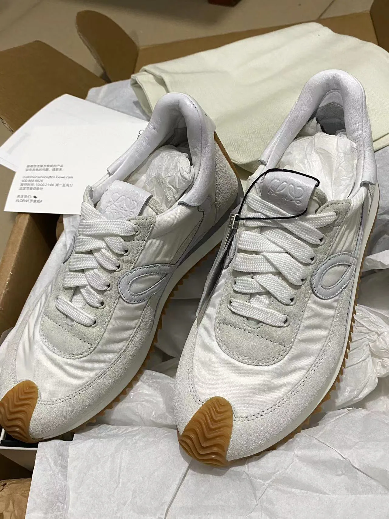 Кроссовки Женские Loewe 9435