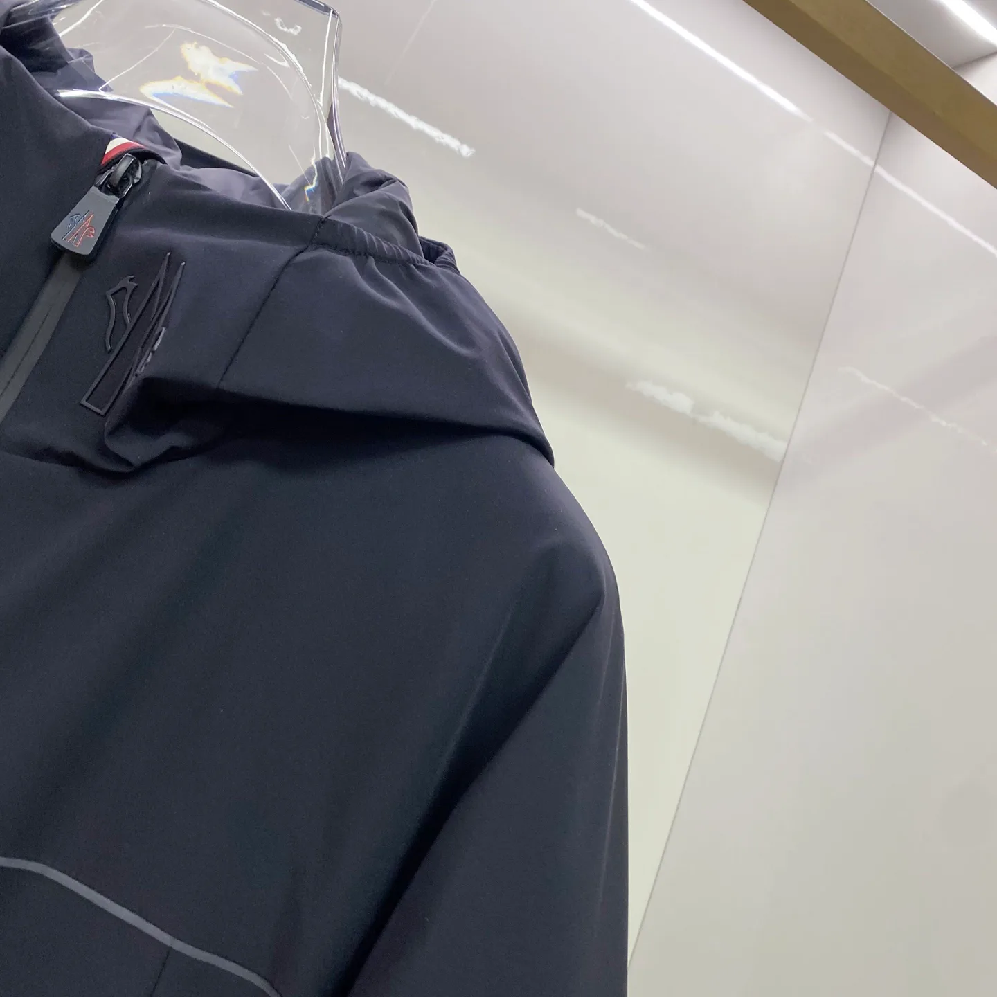 Куртки И Пуховики Мужские Moncler 1129738