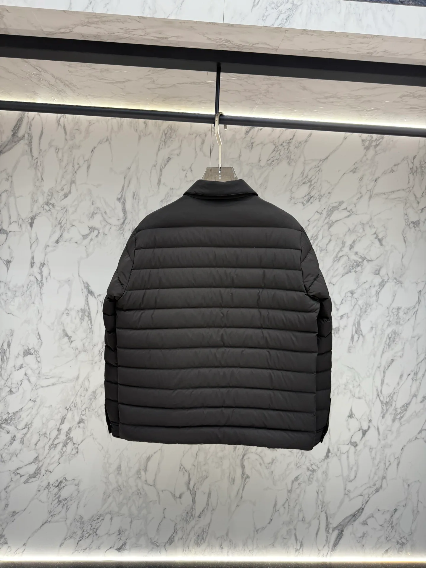 Куртки И Пуховики Женские Prada 18047778