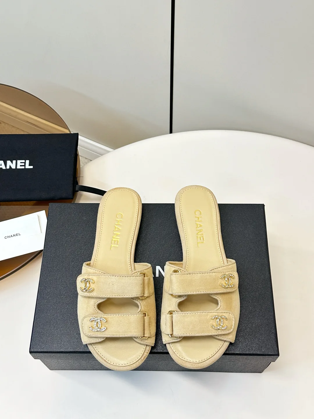 Сандалии Женские Chanel 12959944