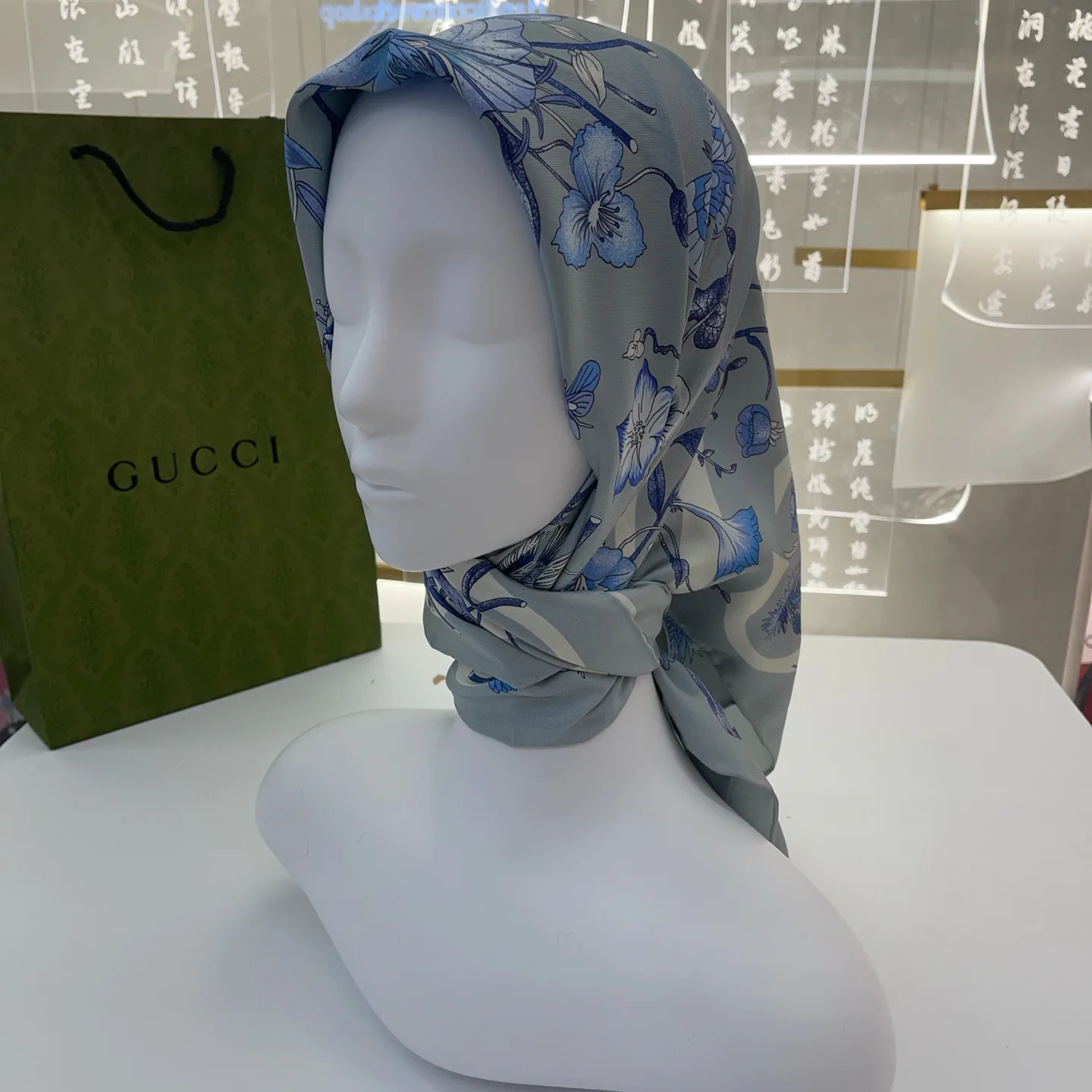 Шарфы Gucci 19721