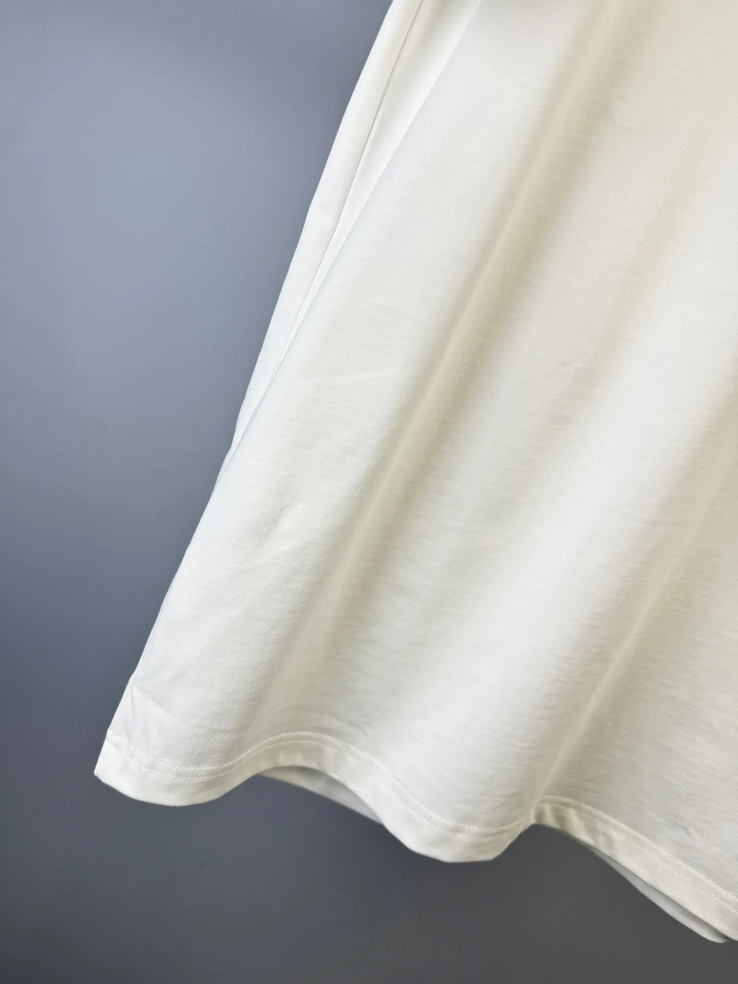 Футболки Женские Moncler 9742