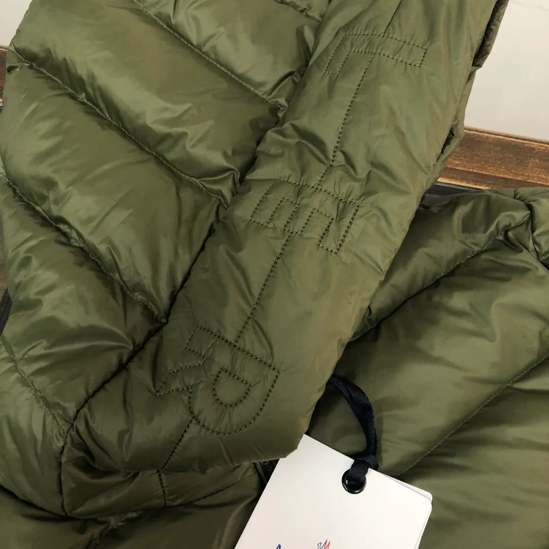Куртки И Пуховики Мужские Moncler 552287