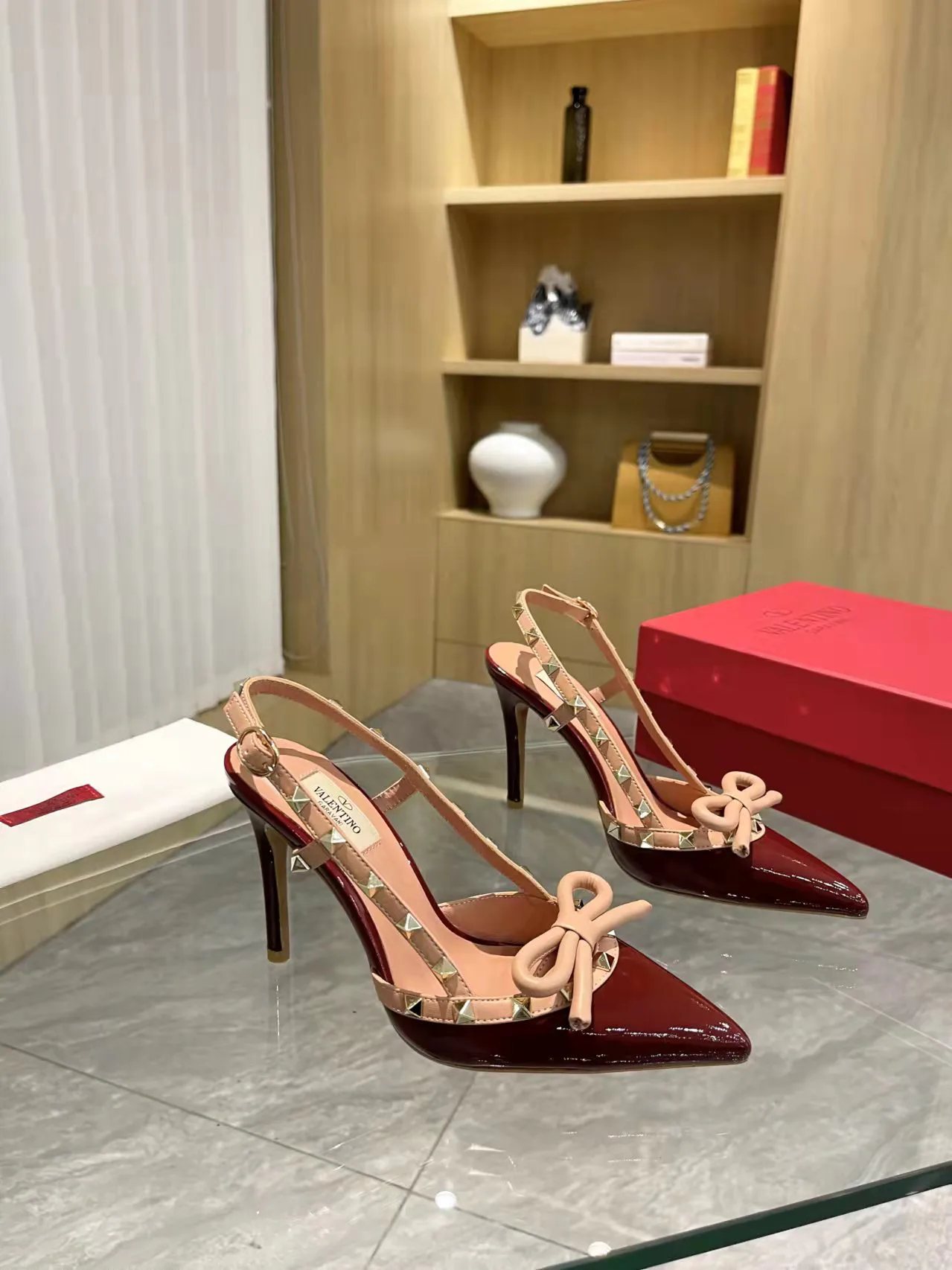 Босоножки Женские Valentino 11602182