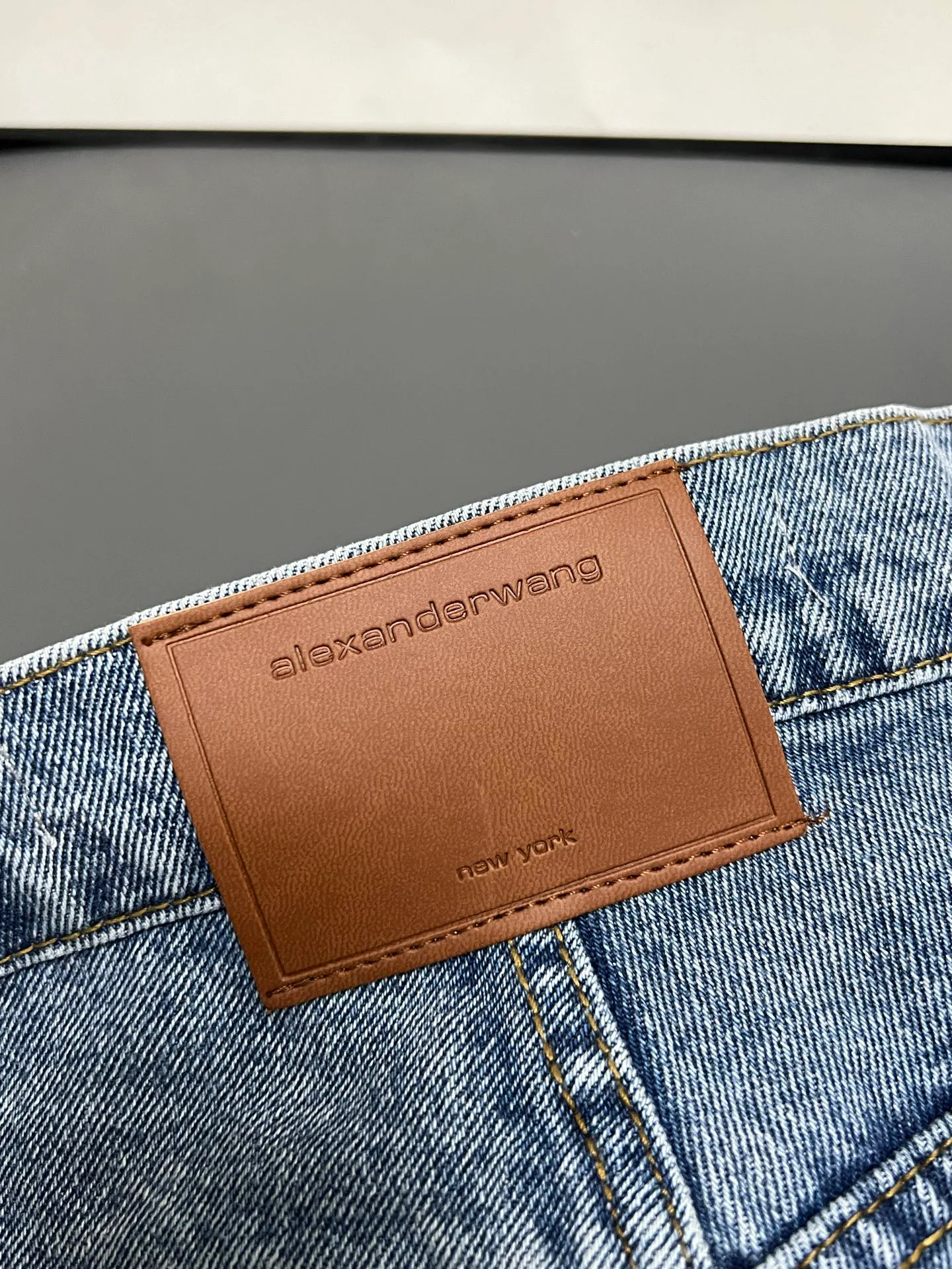 Джинсы Женские Alexander Wang 12723135