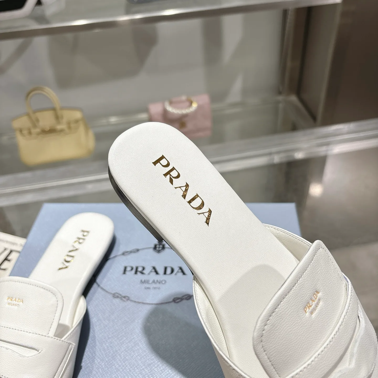 Шлепанцы Женские Prada 490970