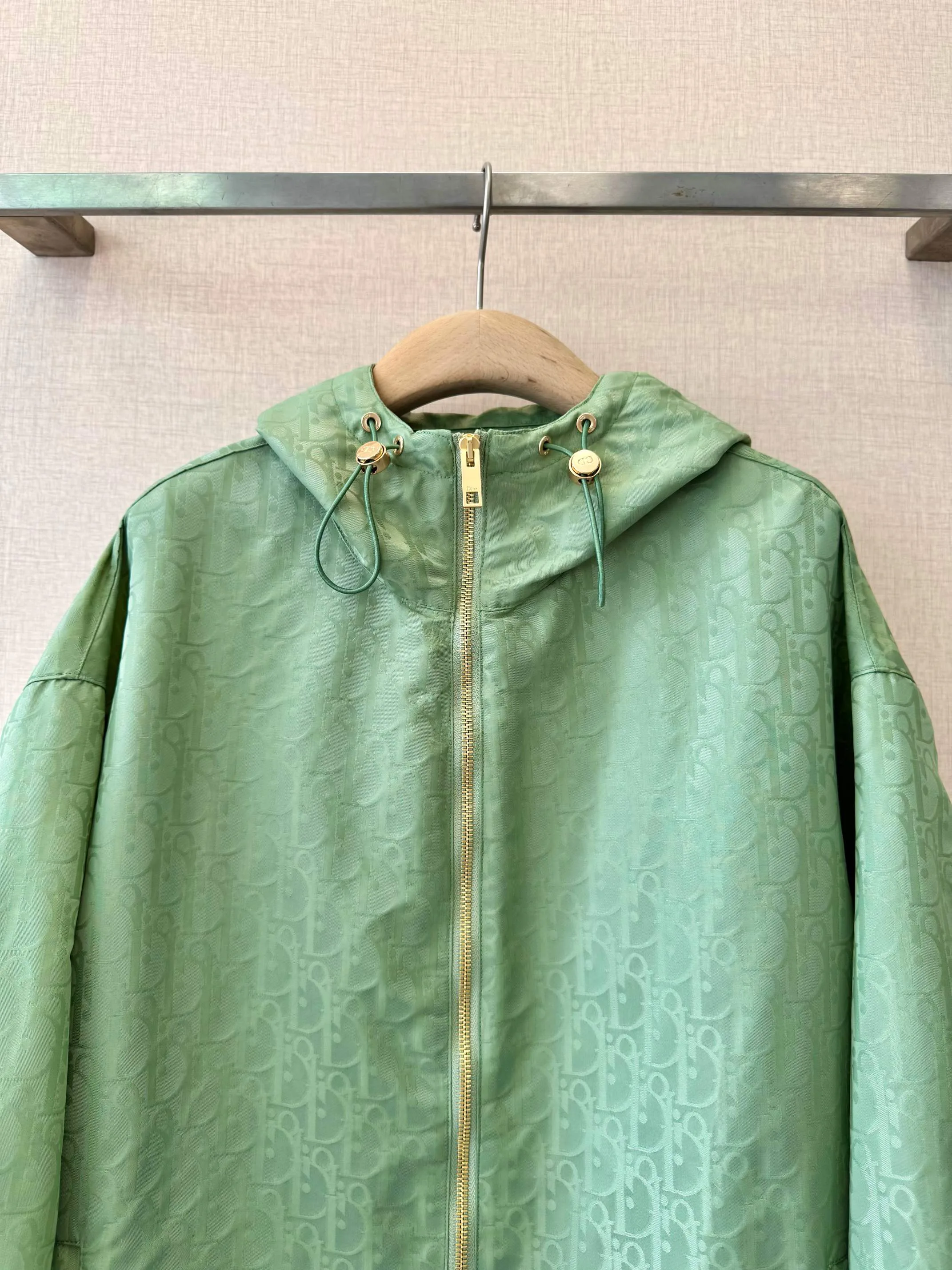 Куртки И Пуховики Женские Christian Dior 11676825