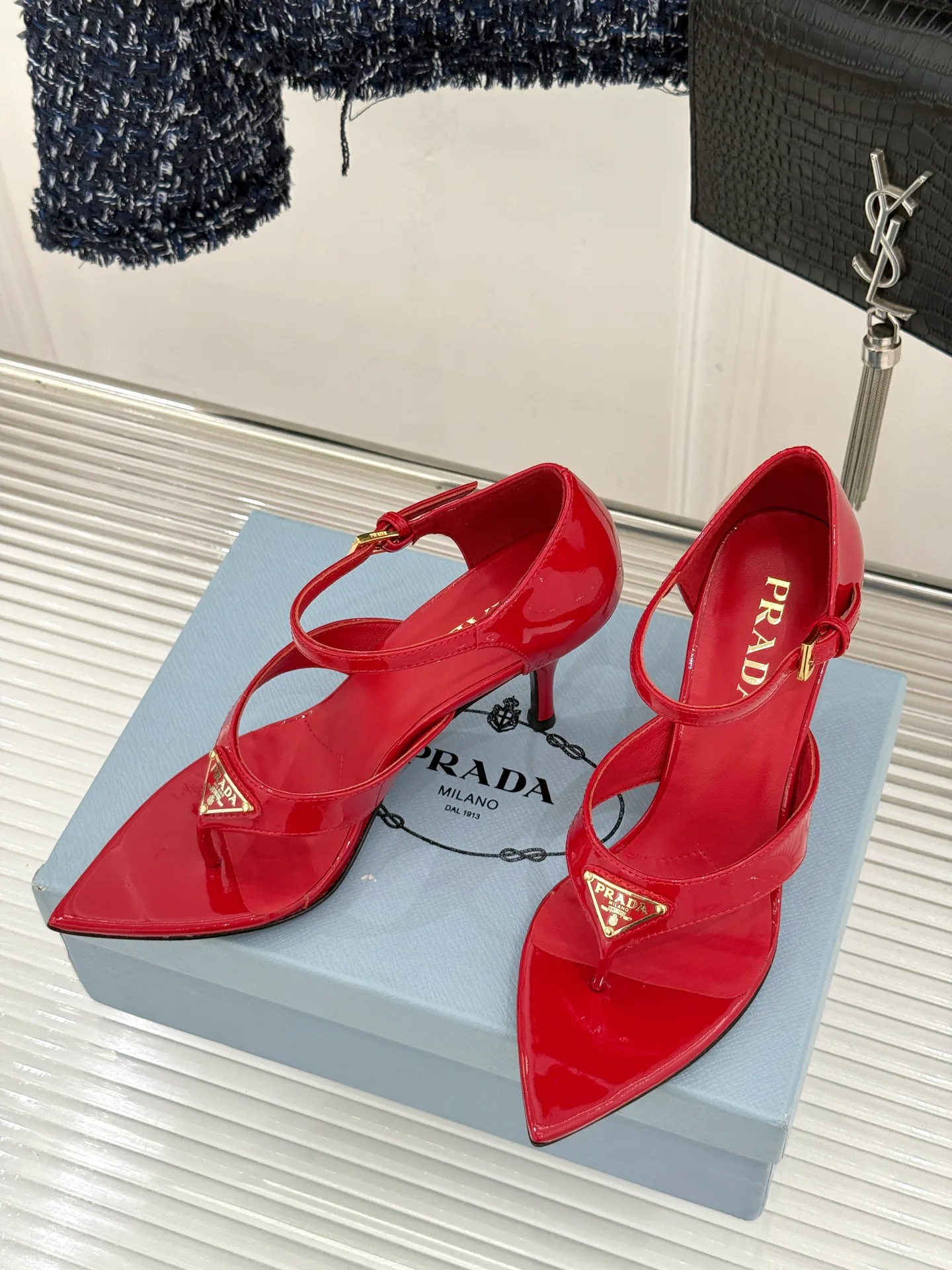 Босоножки Женские Prada 11574055