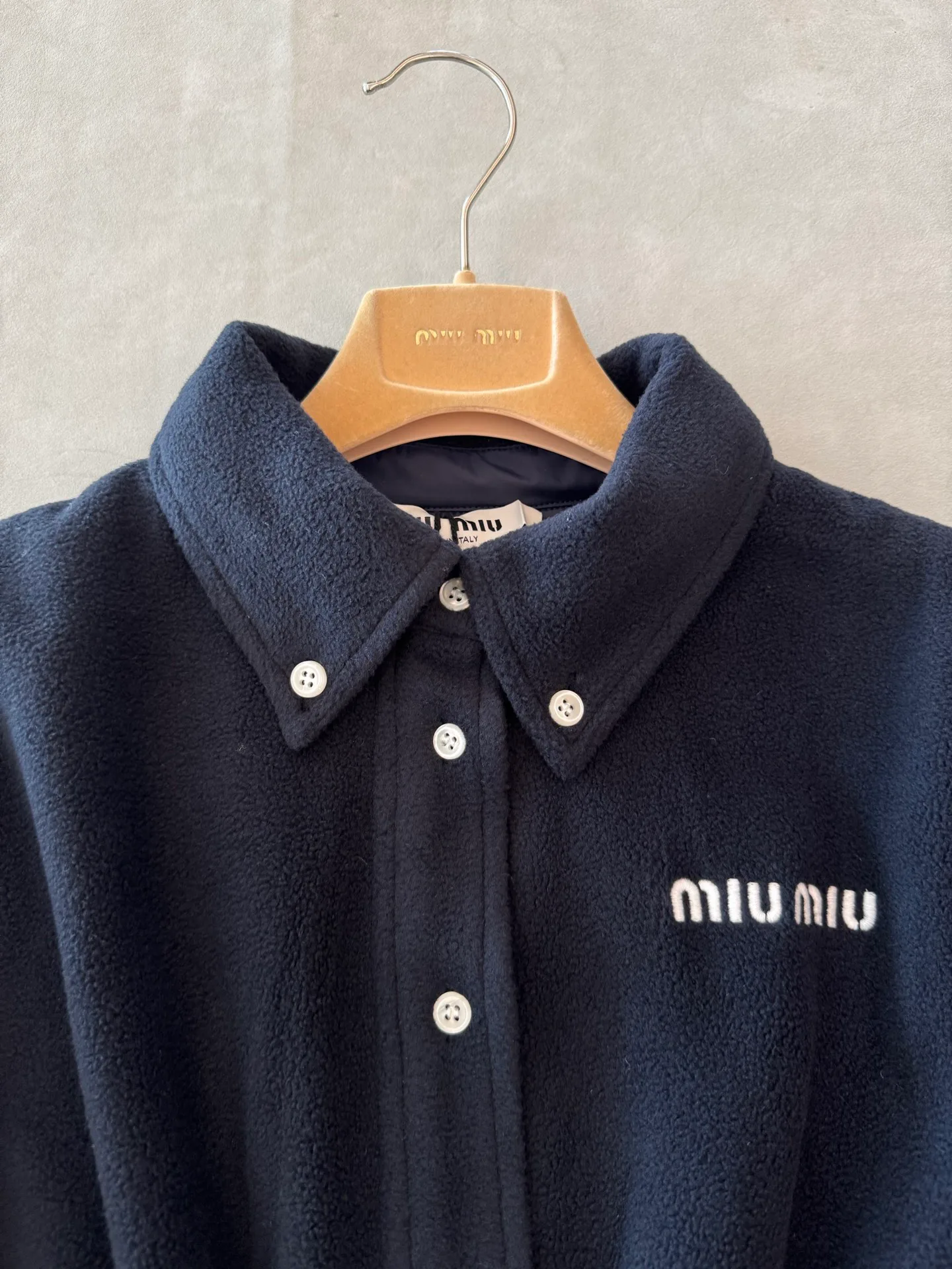 Куртки И Пуховики Женские Miu Miu 18869445