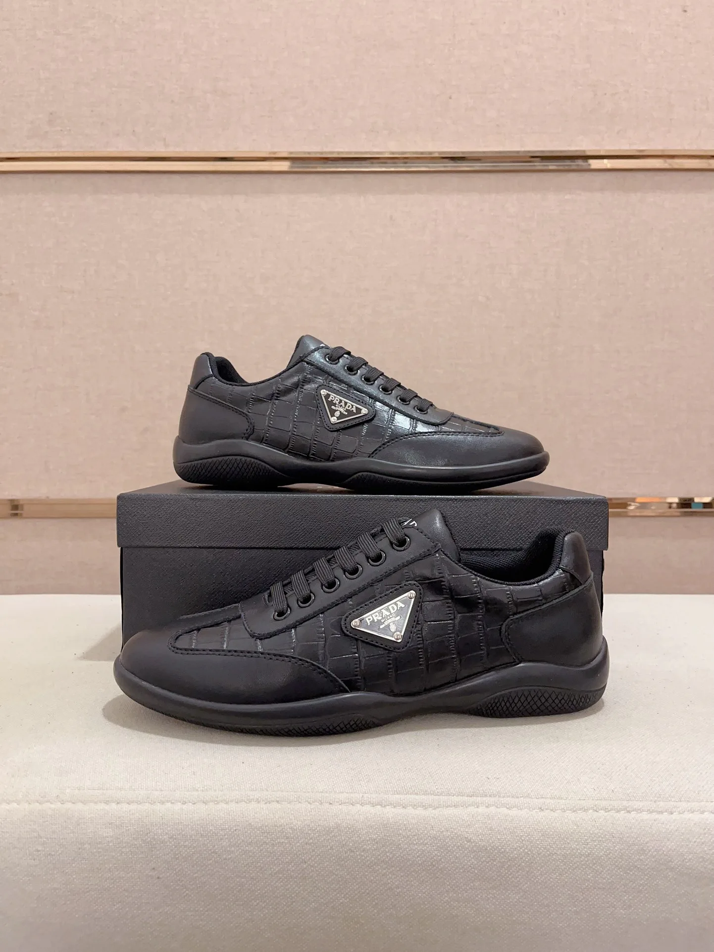 Кроссовки Мужские Prada 1062376