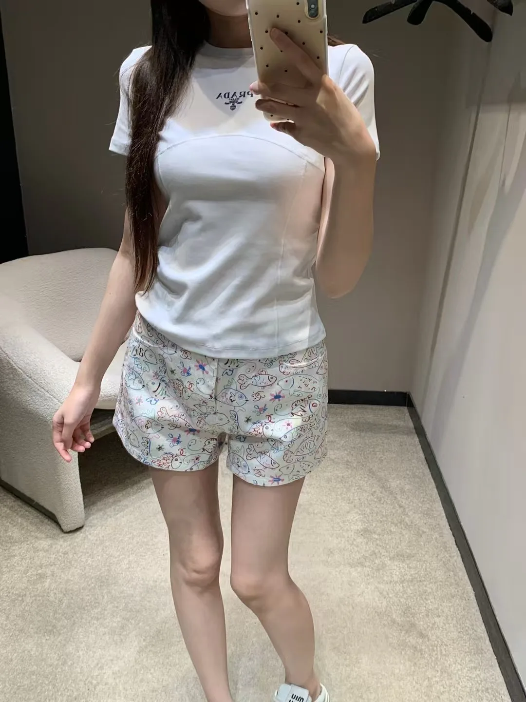 Футболки Женские Prada 483817