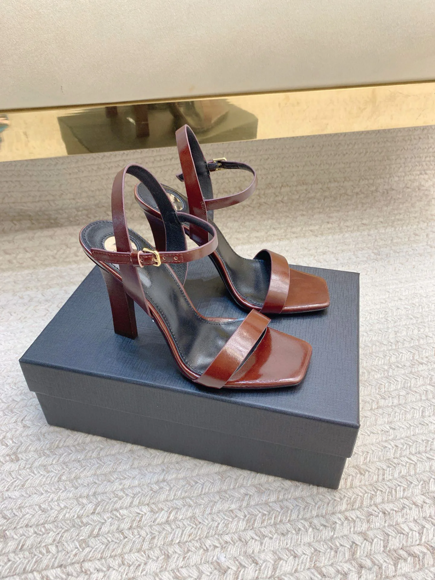 Босоножки Женские Saint Laurent