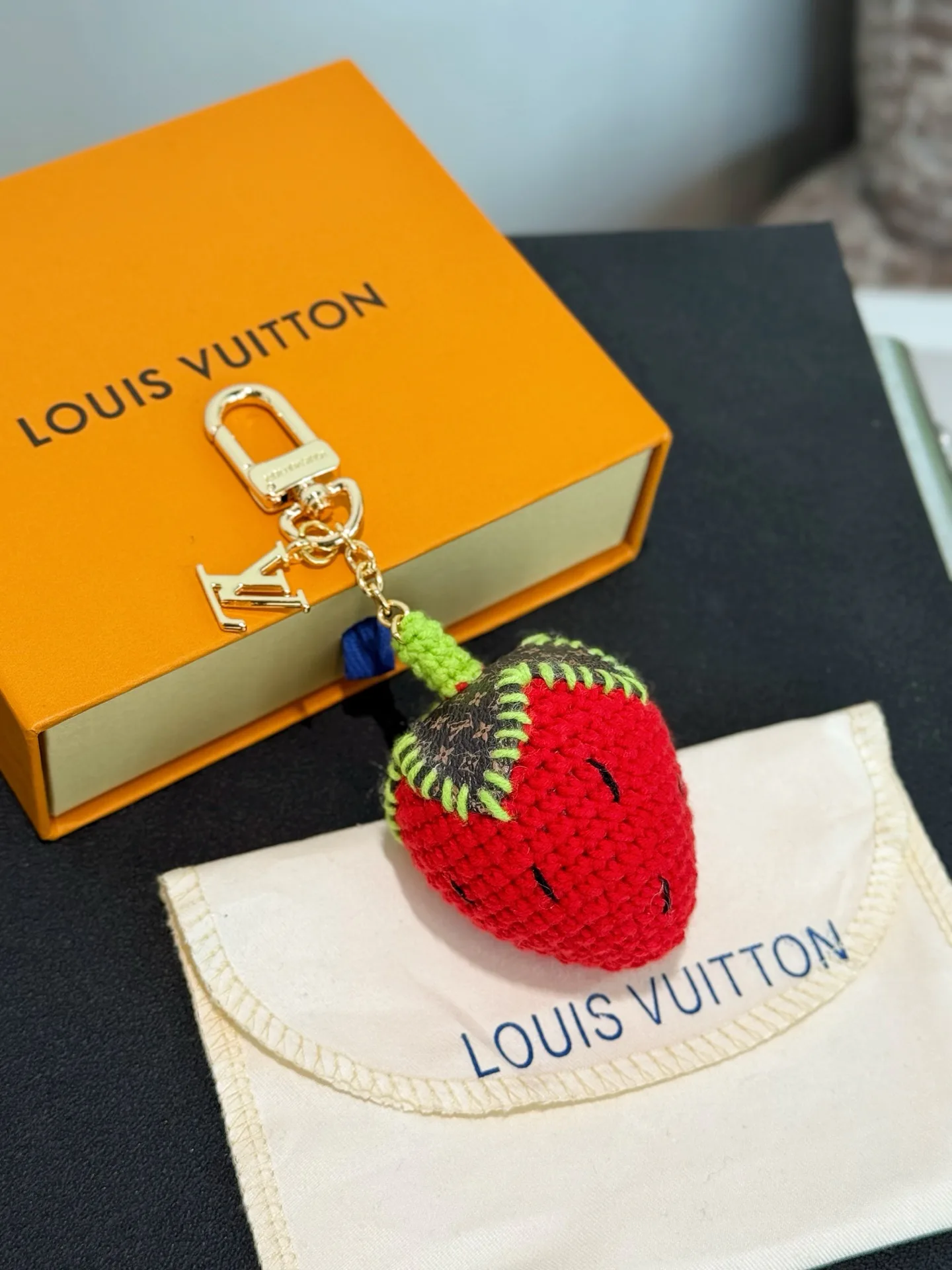 Ключницы Louis Vuitton 18013503