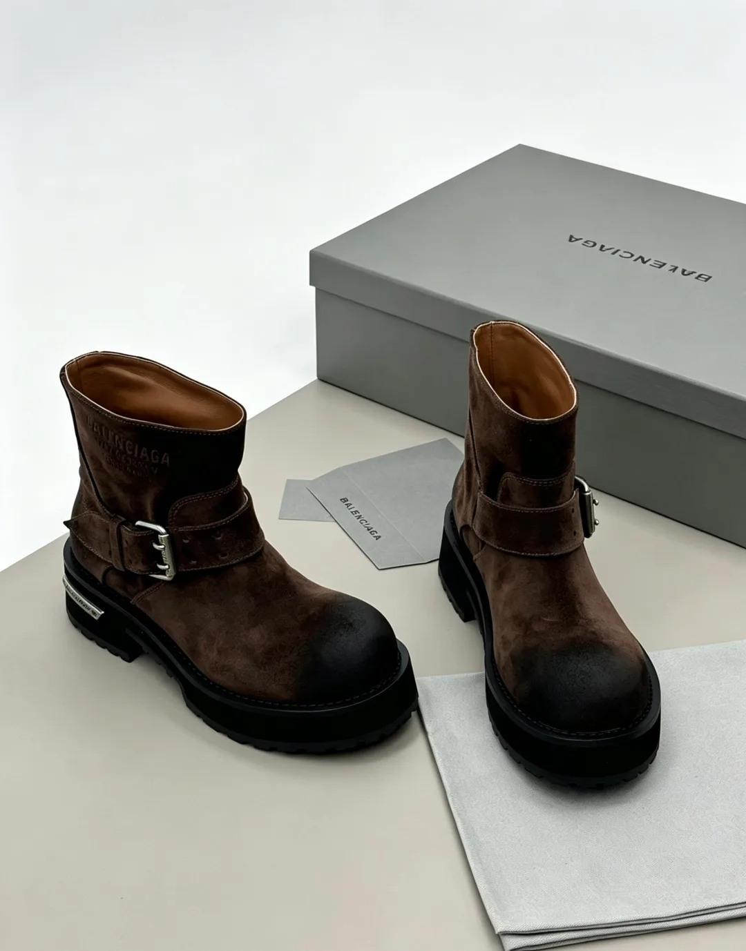 Ботинки Женские Balenciaga 18006160