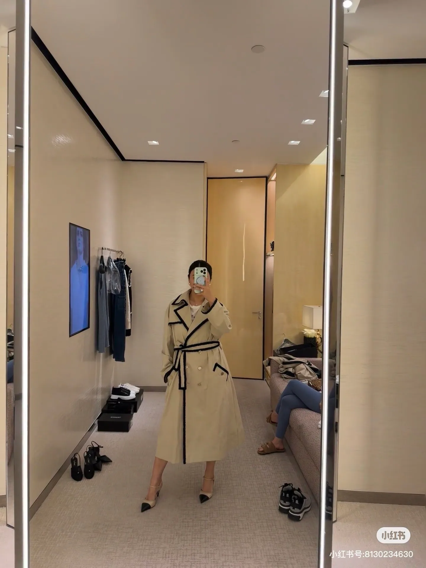 Тренчи Женские Chanel 18113339