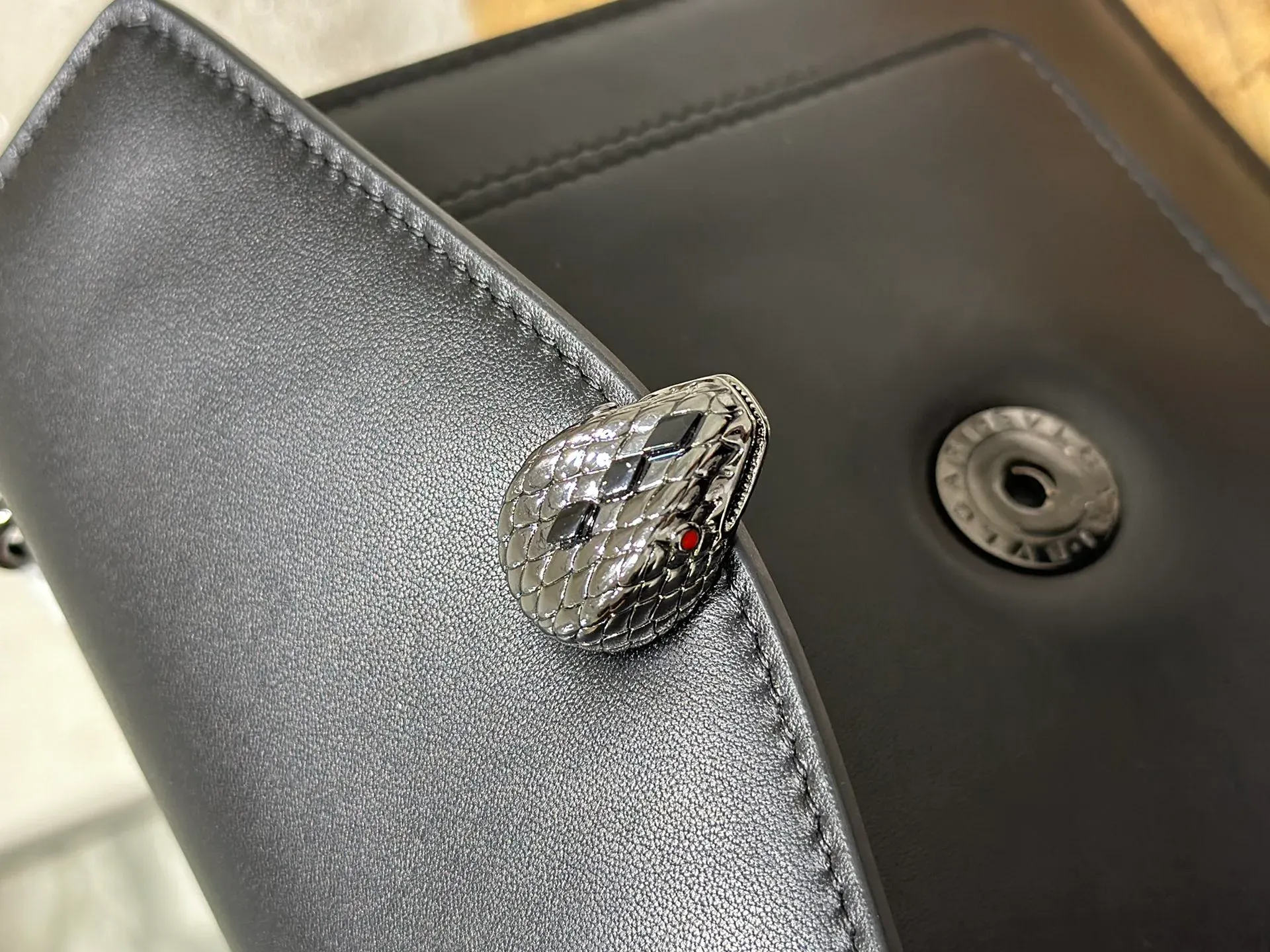 Сумки На Ремне Женские Bvlgari 5080463